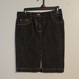 Nautica Dark Blue Denim Skirt. Size 8.
